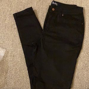 Black Mayfair Modern Skinny Boden pants.